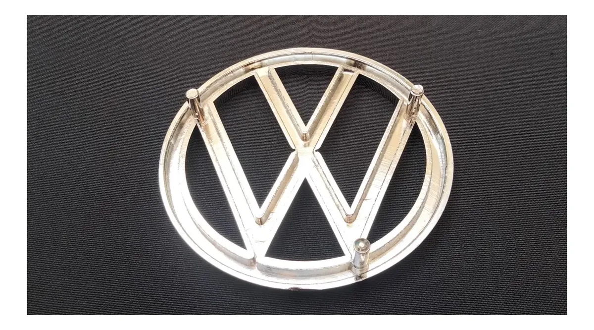EMBLEMA DE COFRE DE PLÁSTICO CROMADO TIPO ORIGINAL PARA VW SEDAN VOCHO - Image 4