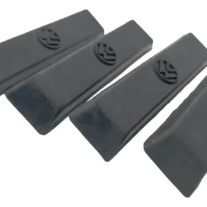 JUEGO DE 4 GOMAS DE TOPE CON LOGO PARA DEFENSA DE VW SEDAN VOCHO