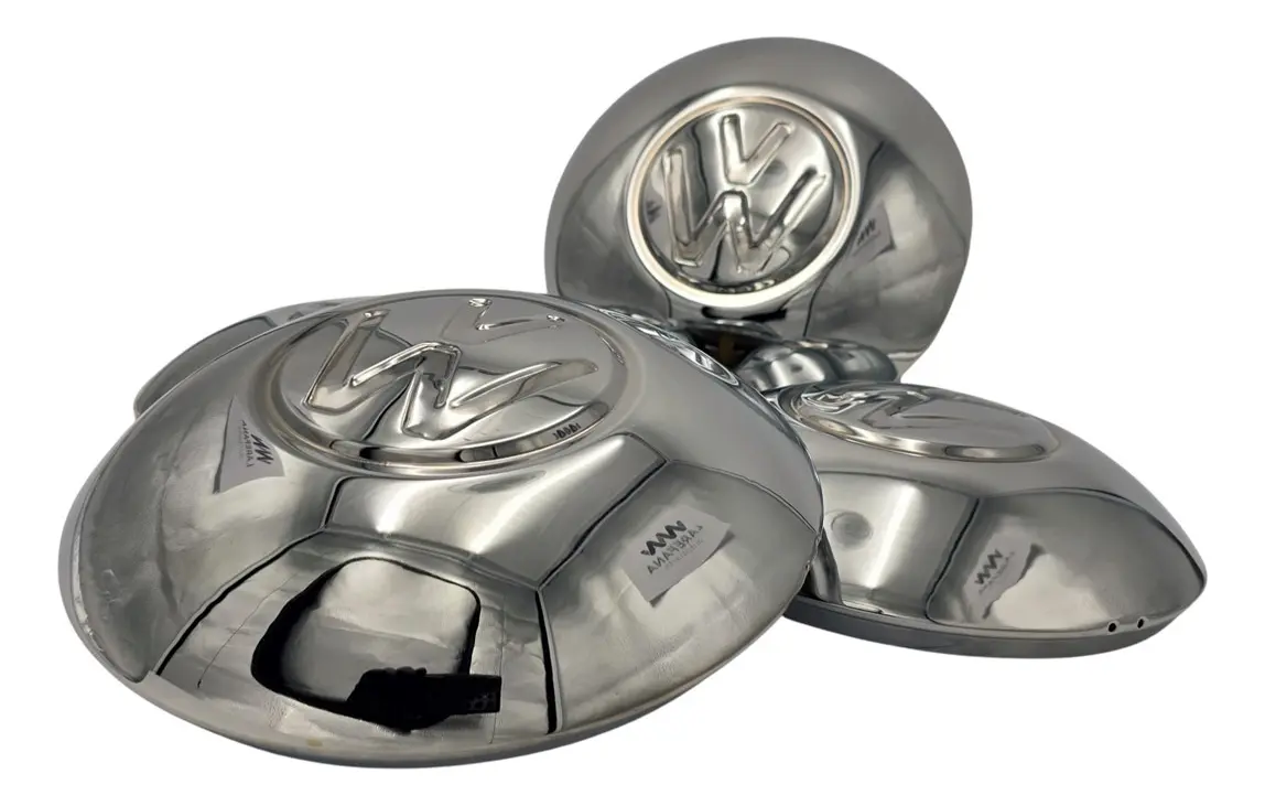 KIT DE 4 TAPONES CROMADOS CON LOGO "VW GRANDE" PARA VW SEDAN VOCHO DE 4 Y 5 BIRLOS - Image 4