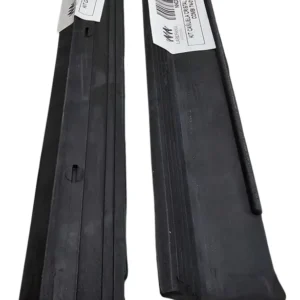 PAR DE BOTA AGUA PARA CRISTAL DE PUERTA DE VW COMBI (1 PUERTA)