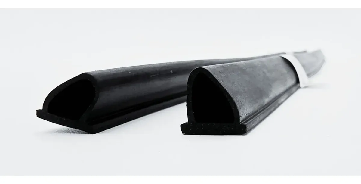 PAR DE HULES DE EMPAQUE PARA VIDRIO DE ALETA-POSTE DE VW COMBI - Image 4
