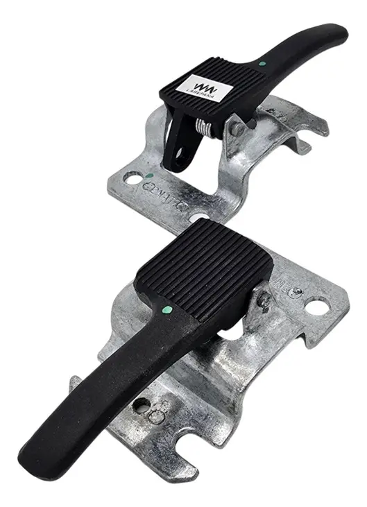 PAR DE GATILLOS INTERIORES PARA VW SEDAN VOCHO - Image 4