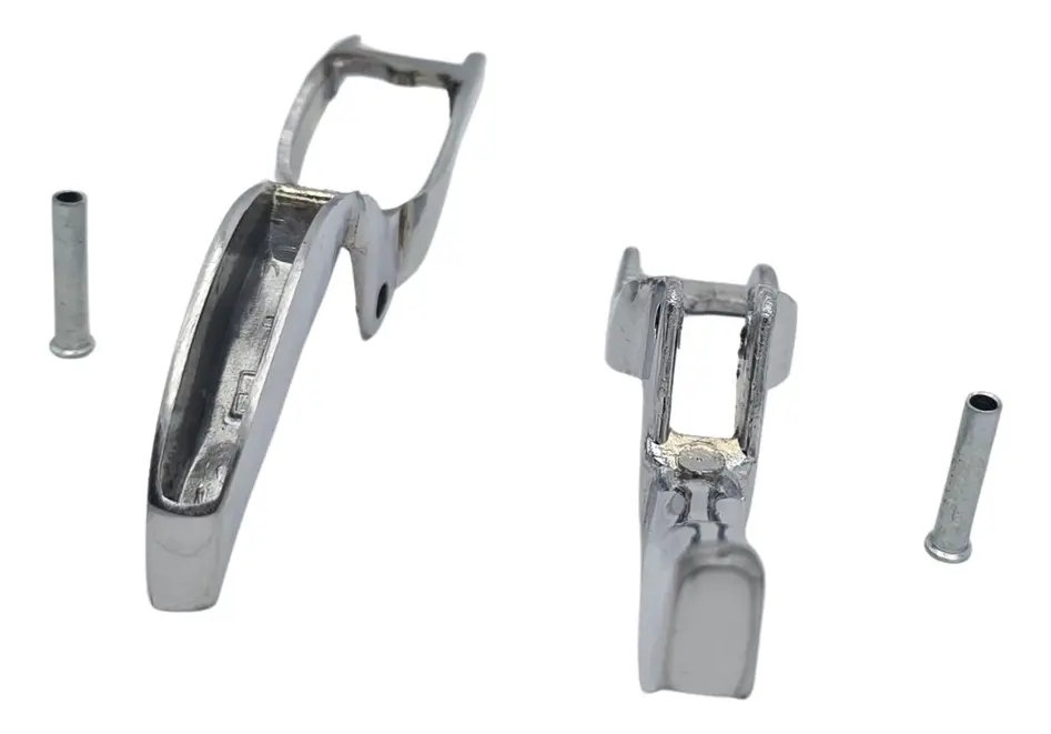 PAR DE GATILLOS DELANTEROS CROMADOS PARA MANIJA EXTERIOR DE PUERTAS DE VW SEDAN VOCHO - Image 2